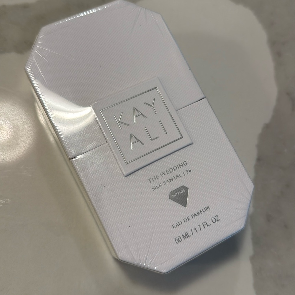 Kayali Wedding Silk Santal